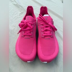 Women's Flux Adapt Runner Sneakers